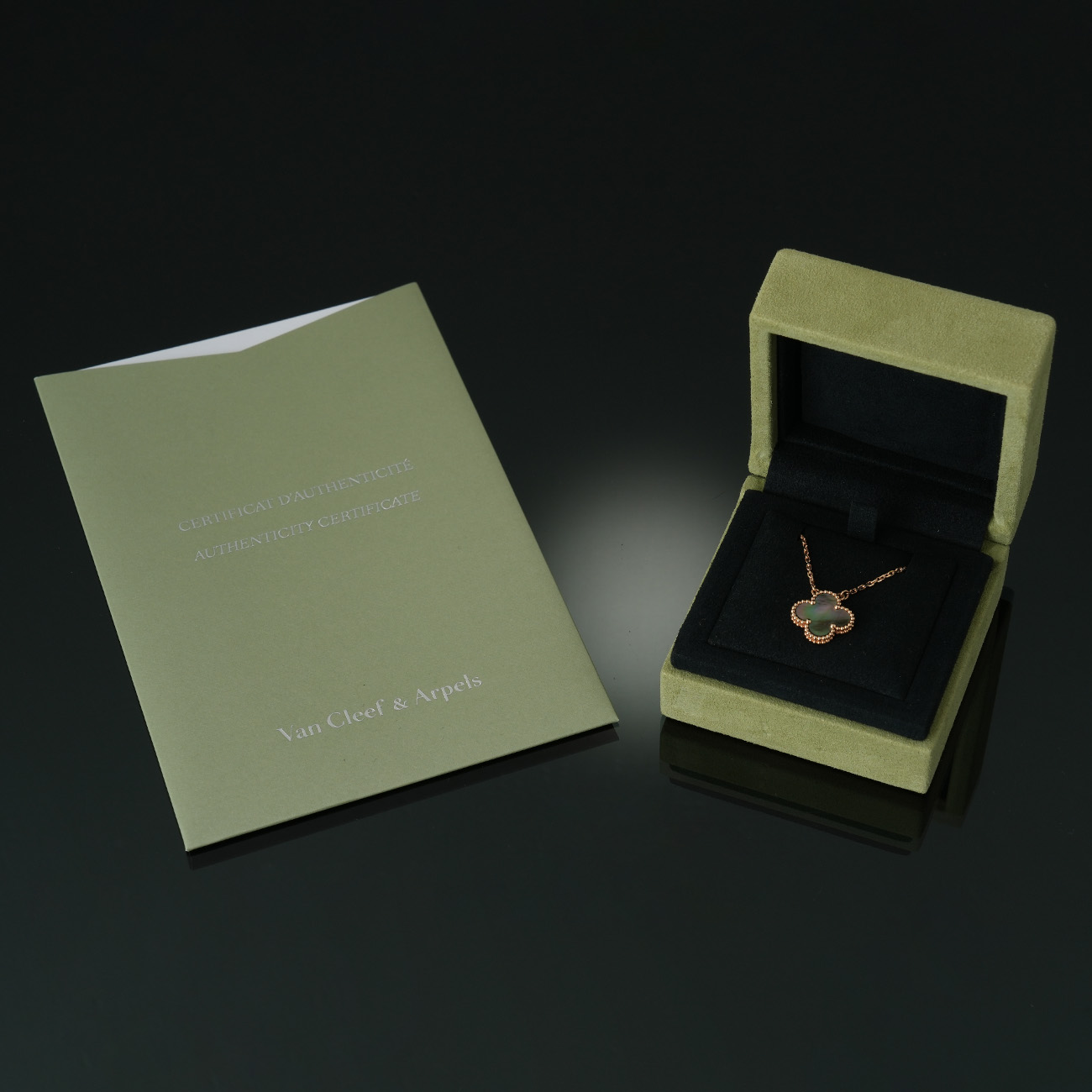 Van Cleef & Arpels(USED)반클리프앤아펠 빈티지 알함브라 네크리스 그레이자개